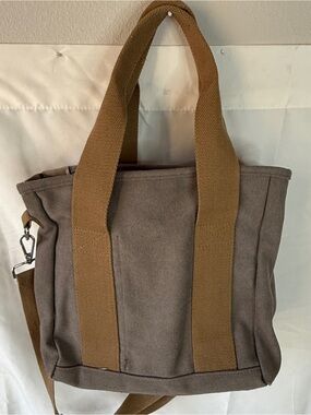 Tote with multiple sections and pockets